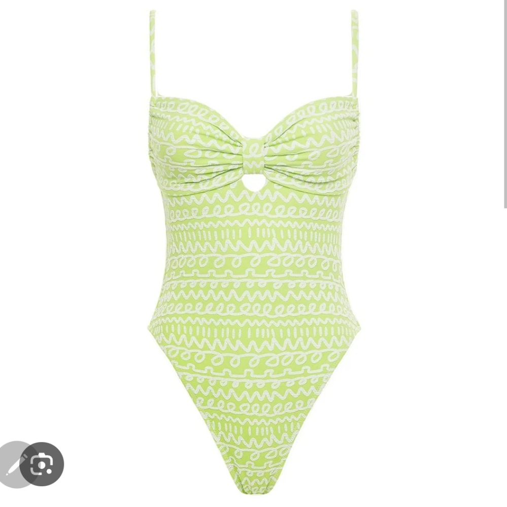 Montce one piece